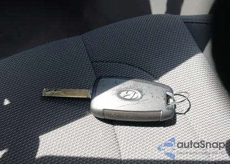 2021 Hyundai Elantra Se из США, поврежденный, VIN 5NPLL4AGXMH042269